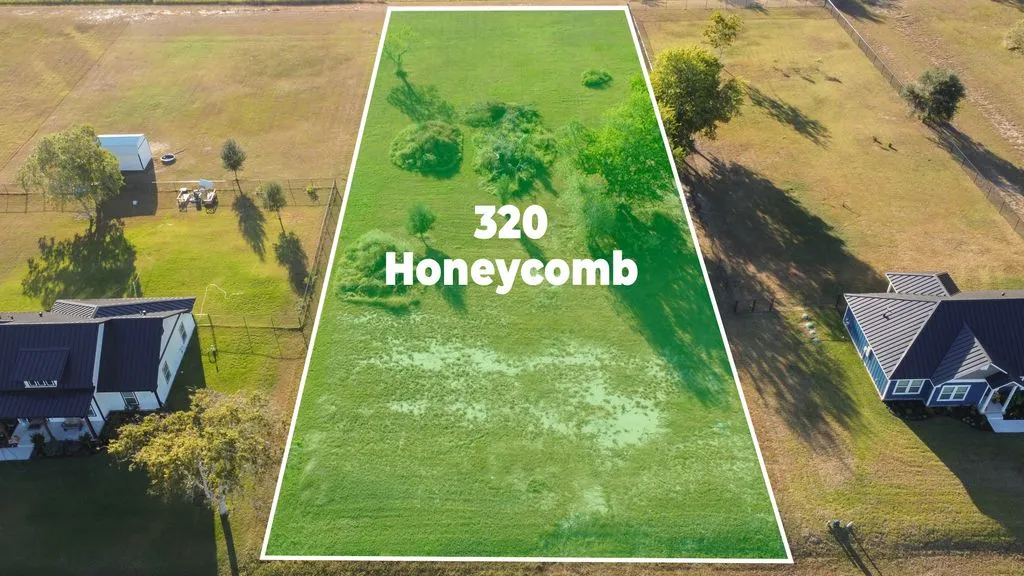 320 Honeycomb Victoria TX 77904 Featured Image