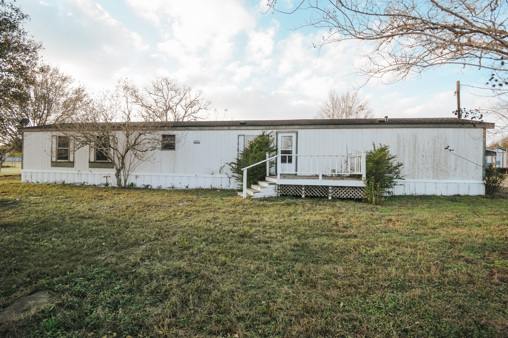 768 Rodeo Inez Tx 77968 Featured Image